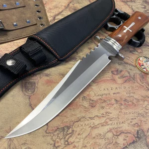 Survival knife for daily carry